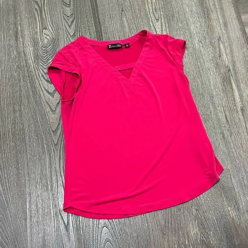 7th Avenue New York & Company Blouse Cap Sleeves V-Neck Cut Out Pink Medium